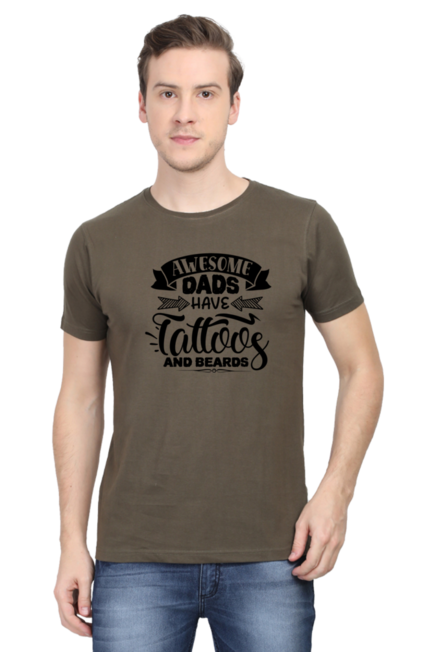 Awesome Dads have Tattoos and Beards - Men's T-Shirt